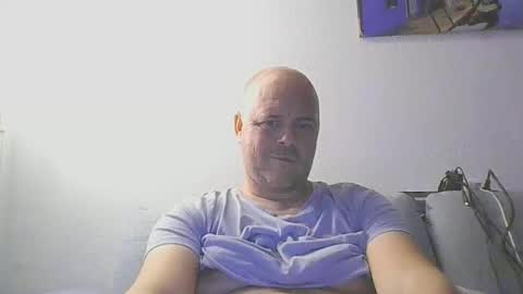 Snapshot of nrekillag81 chatting on April 15, 2026, 9:15 pm Swiss Dick online show from April 15, 2026, 9:15 pm