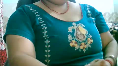 nsexyladdy online show from May 11, 2026, 3:40 pm