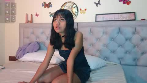 Snapshot of nubesnubladas chatting on November 11, 2025, 9:26 pm NubesNubladas online show from November 11, 2025, 9:26 pm