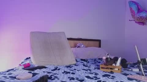 Snapshot of nude2557940 chatting on June 2, 2026, 3:03 pm Channel Cox online show from June 2, 2026, 3:03 pm