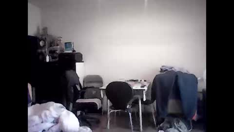 Snapshot of nudista79 chatting on May 10, 2026, 11:04 am nudista online show from May 10, 2026, 11:04 am