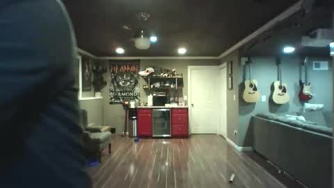 Snapshot of nudistguy194549 chatting on January 18, 2026, 10:46 pm Nudistguy online show from January 18, 2026, 10:46 pm