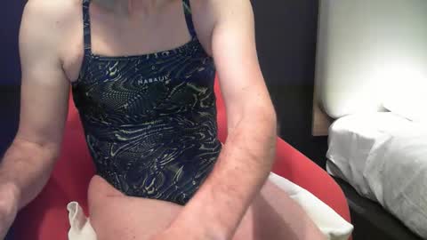 Nuisette007 online show from February 16, 2026, 6:37 pm
