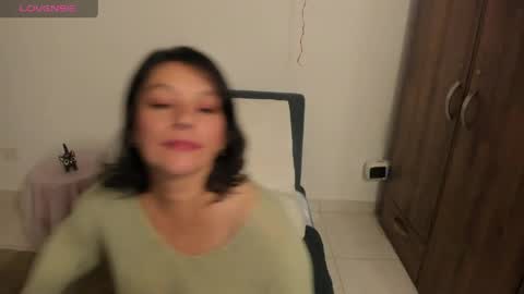 nuit_rose online show from April 25, 2026, 1:41 am