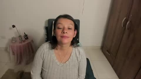 Snapshot of nuit_rose chatting on June 23, 2026, 3:37 am nuit_rose online show from June 23, 2026, 3:37 am