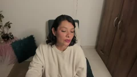 Snapshot of nuit_rose chatting on June 28, 2026, 1:11 am nuit_rose online show from June 28, 2026, 1:11 am