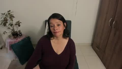 Snapshot of nuit_rose chatting on June 29, 2026, 11:43 am nuit_rose online show from June 29, 2026, 11:43 am
