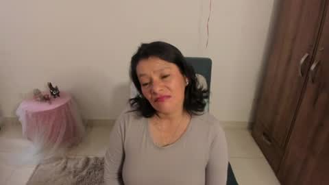 Snapshot of nuit_rose chatting on July 15, 2026, 11:48 am nuit_rose online show from July 15, 2026, 11:48 am