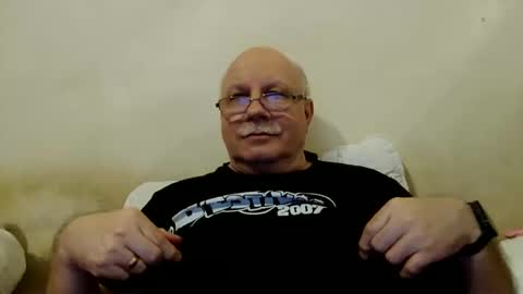 Snapshot of nukiss chatting on December 10, 2024, 9:00 pm nukiss online show from December 10, 2024, 9:00 pm