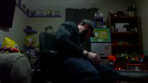 Awwwww Hey Sweetie Pies. Welcome To The Sweetie Pie Lounge. Enjoy The Dad-Cast. SweetCorny Fun-loving Dad Talk. online show from October 31, 2025, 3:29 am