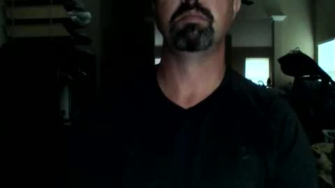 Snapshot of nvrenuff1979 chatting on May 8, 2026, 11:37 am nvrenuff1979 online show from May 8, 2026, 11:37 am
