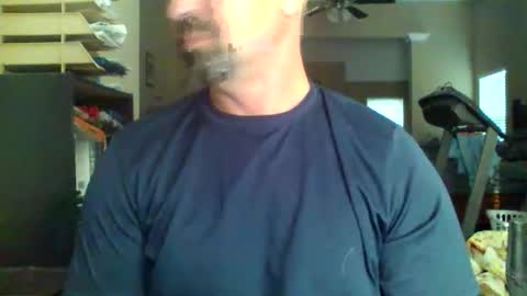 Snapshot of nvrenuff1979 chatting on May 13, 2026, 11:29 am nvrenuff1979 online show from May 13, 2026, 11:29 am