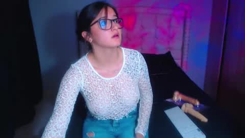 Snapshot of nyahmackenzie chatting on December 30, 2024, 11:38 pm NyahMackenzie online show from December 30, 2024, 11:38 pm