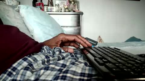 Snapshot of nyakuti chatting on November 13, 2025, 5:12 pm KN online show from November 13, 2025, 5:12 pm