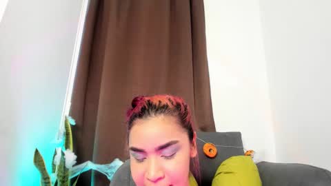 Snapshot of nyalgasai1 chatting on October 2, 2025, 11:01 pm Nia online show from October 2, 2025, 11:01 pm