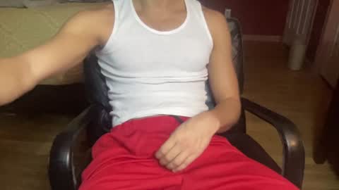 Snapshot of nyc2100 chatting on February 1, 2025, 5:39 am Your HOTBF online show from February 1, 2025, 5:39 am