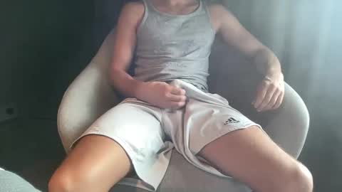 Snapshot of nyc2100 chatting on October 13, 2025, 11:54 am Your HOTBF online show from October 13, 2025, 11:54 am