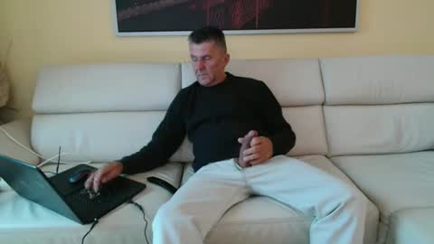 Snapshot of nymphomanboy chatting on October 6, 2025, 5:38 am Marc online show from October 6, 2025, 5:38 am