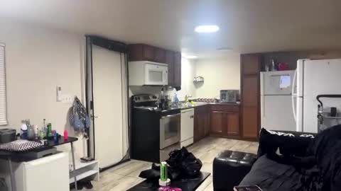 Snapshot of nymphomaticbaby chatting on November 12, 2025, 3:18 am nymphomaticbaby online show from November 12, 2025, 3:18 am