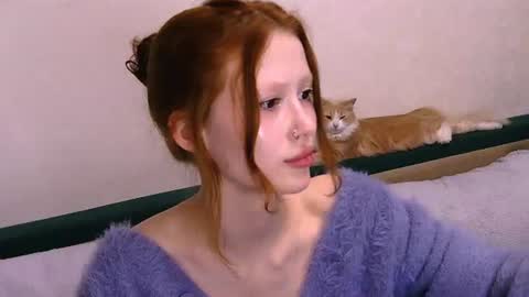 nyra_thira online show from August 4, 2026, 1:09 am
