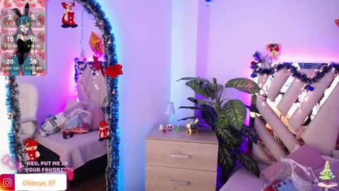 Snapshot of nyx_andria chatting on December 30, 2024, 10:53 am Alex . online show from December 30, 2024, 10:53 am