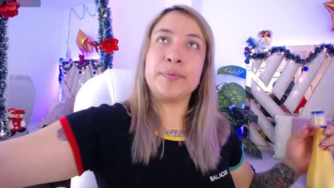 Snapshot of nyx_andria chatting on January 8, 2025, 3:29 am Alex . online show from January 8, 2025, 3:29 am