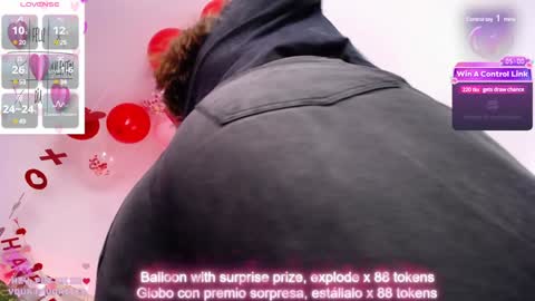 Snapshot of nyx_andria chatting on February 6, 2025, 10:00 pm Alex . online show from February 6, 2025, 10:00 pm