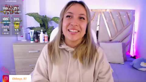 Snapshot of nyx_andria chatting on March 11, 2025, 9:04 pm Alex . online show from March 11, 2025, 9:04 pm