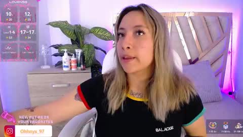 Snapshot of nyx_andria chatting on March 12, 2025, 8:41 pm Alex . online show from March 12, 2025, 8:41 pm