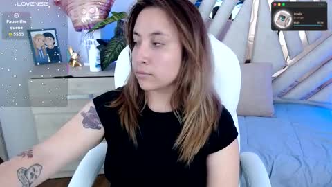 Snapshot of nyx_andria chatting on September 23, 2025, 9:29 pm Alex . online show from September 23, 2025, 9:29 pm