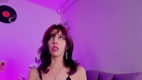 Snapshot of nyx_nayla chatting on January 13, 2026, 5:57 am online show from January 13, 2026, 5:57 am