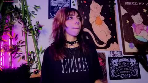 Snapshot of nyx_nayla chatting on March 17, 2026, 6:17 am online show from March 17, 2026, 6:17 am