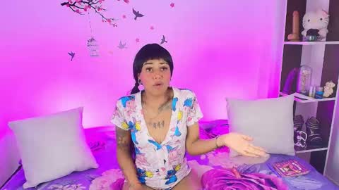 NYXHELLSQUEEN online show from January 6, 2026, 10:01 pm