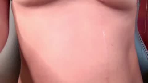Snapshot of nyxie_ chatting on June 26, 2026, 8:02 pm nyxie online show from June 26, 2026, 8:02 pm