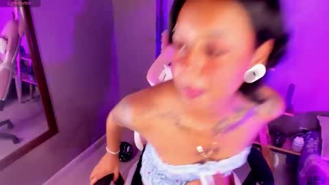 Snapshot of nyxmoonhells chatting on November 10, 2025, 8:30 pm Nyx online show from November 10, 2025, 8:30 pm