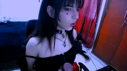 Snapshot of nyxxei chatting on June 16, 2026, 10:34 pm Nyxxei online show from June 16, 2026, 10:34 pm
