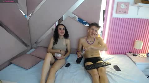 oblivionlove online show from April 22, 2026, 10:11 pm