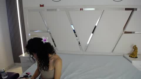 oblivionlove online show from April 25, 2026, 4:04 pm