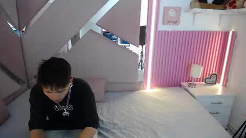 oblivionlove online show from June 16, 2026, 11:07 pm