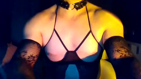 Doxy online show from July 14, 2026, 11:54 pm