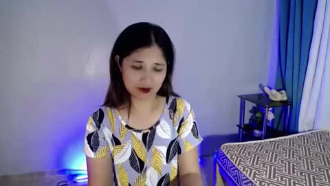 obsidian_r0se19 online show from November 25, 2025, 9:04 pm