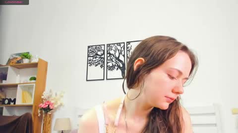 Elis online show from April 29, 2026, 8:48 pm