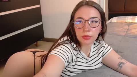 Snapshot of ocean_your_squirter chatting on December 3, 2025, 10:57 am Your Ocean baby 3 online show from December 3, 2025, 10:57 am