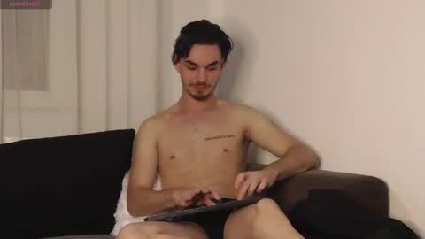 Snapshot of oceanheat chatting on November 10, 2025, 10:42 pm OceanHeart online show from November 10, 2025, 10:42 pm