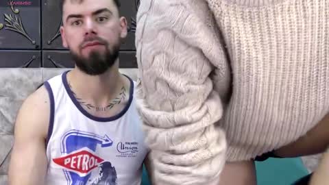 Snapshot of oceanheat chatting on November 26, 2025, 10:44 pm OceanHeart online show from November 26, 2025, 10:44 pm