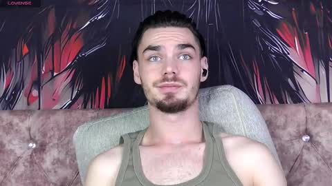 Snapshot of oceanheat chatting on December 5, 2025, 4:10 am OceanHeart online show from December 5, 2025, 4:10 am