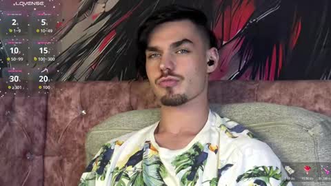 Snapshot of oceanheat chatting on December 22, 2025, 5:54 pm OceanHeart online show from December 22, 2025, 5:54 pm