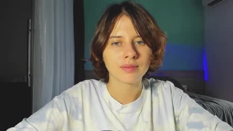 Evie online show from December 21, 2024, 7:35 am