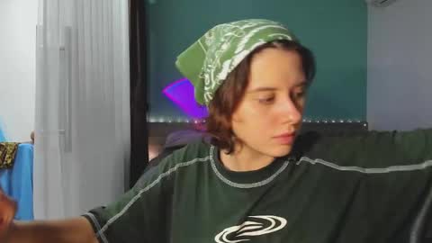 Evie online show from December 31, 2024, 12:15 pm