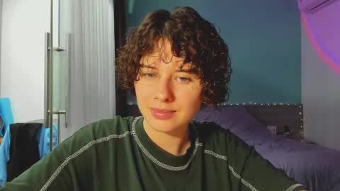 Evie online show from January 23, 2025, 1:35 pm